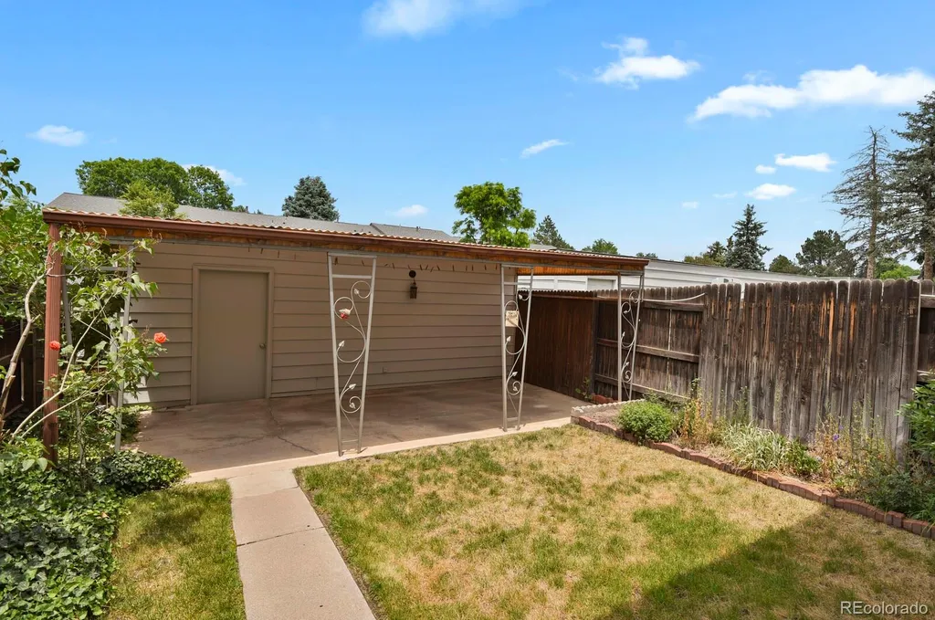 1291 S Troy Street Aurora CO 80012