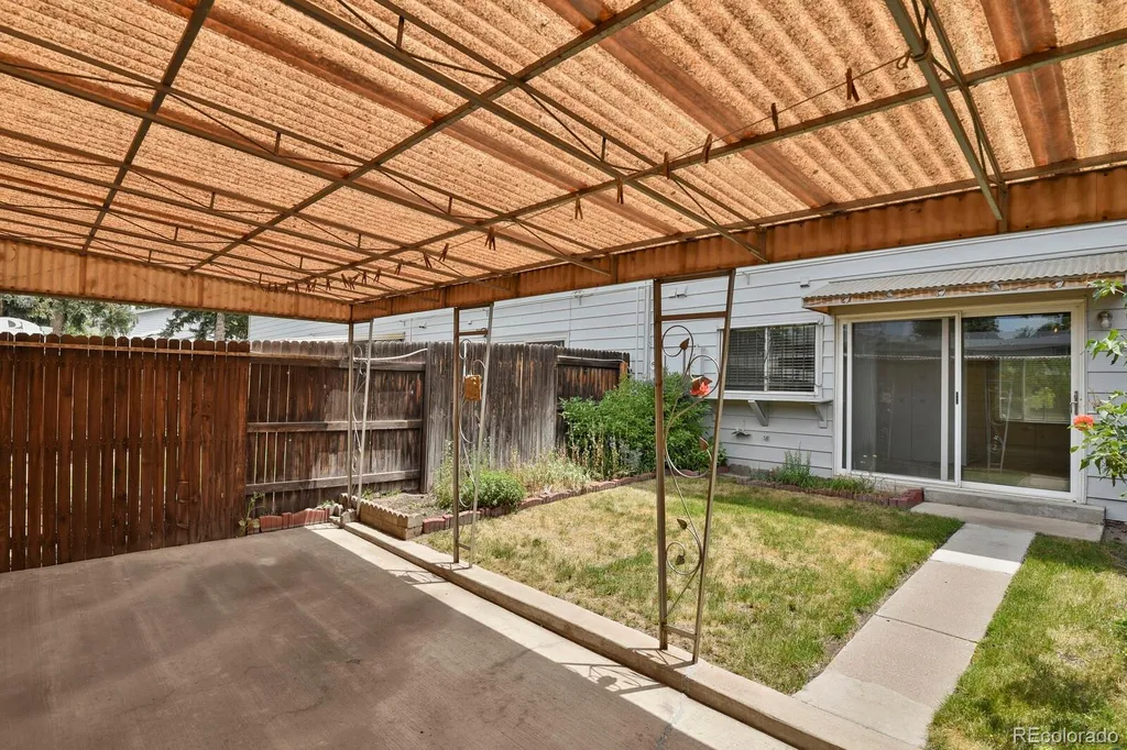 1291 S Troy Street Aurora CO 80012
