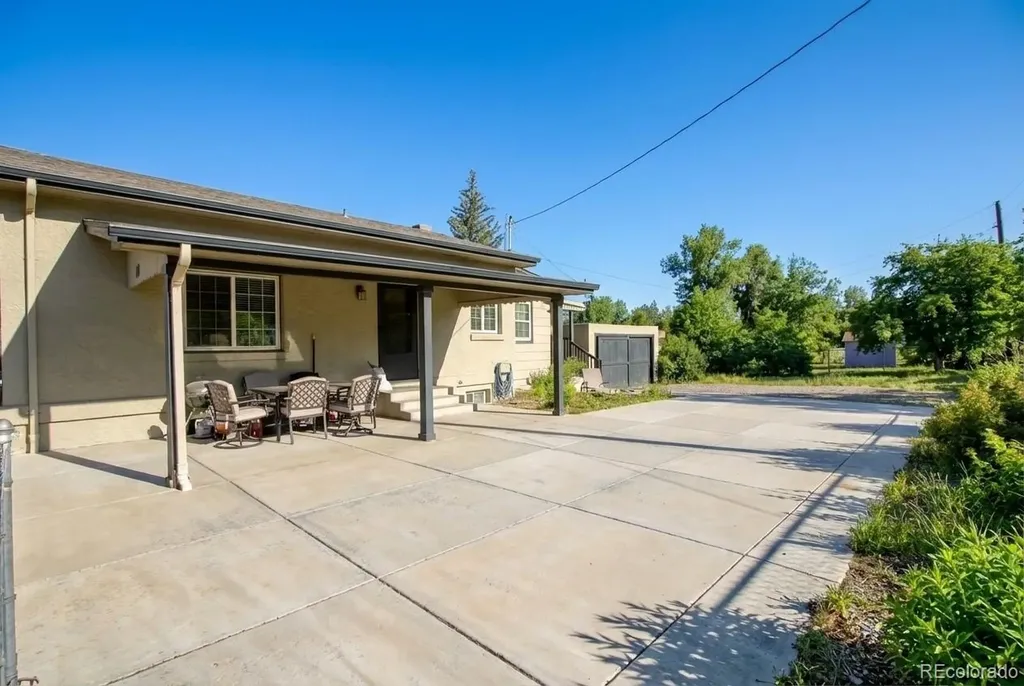 150 S Pierce Street Lakewood CO 80226