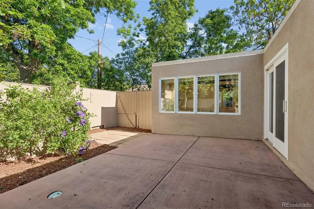 26 Oak Avenue Colorado Springs CO 80906