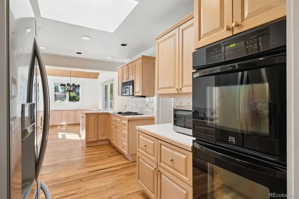 26 Oak Avenue Colorado Springs CO 80906