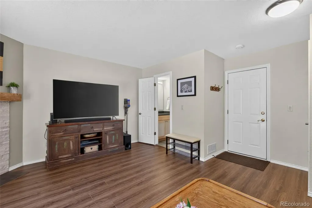 5546 Lone Eagle Court Boulder CO 80301