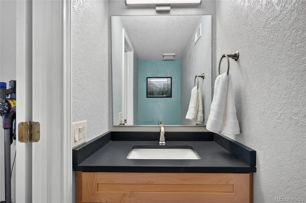5546 Lone Eagle Court Boulder CO 80301