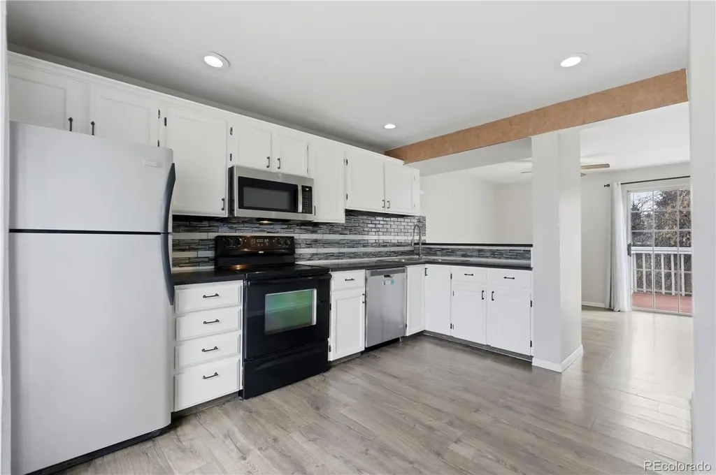 2054 Sunridge Circle Broomfield CO 80020