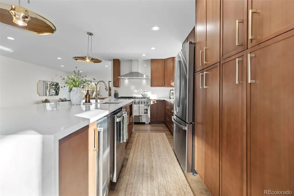 5366 W Portland Drive Littleton CO 80128