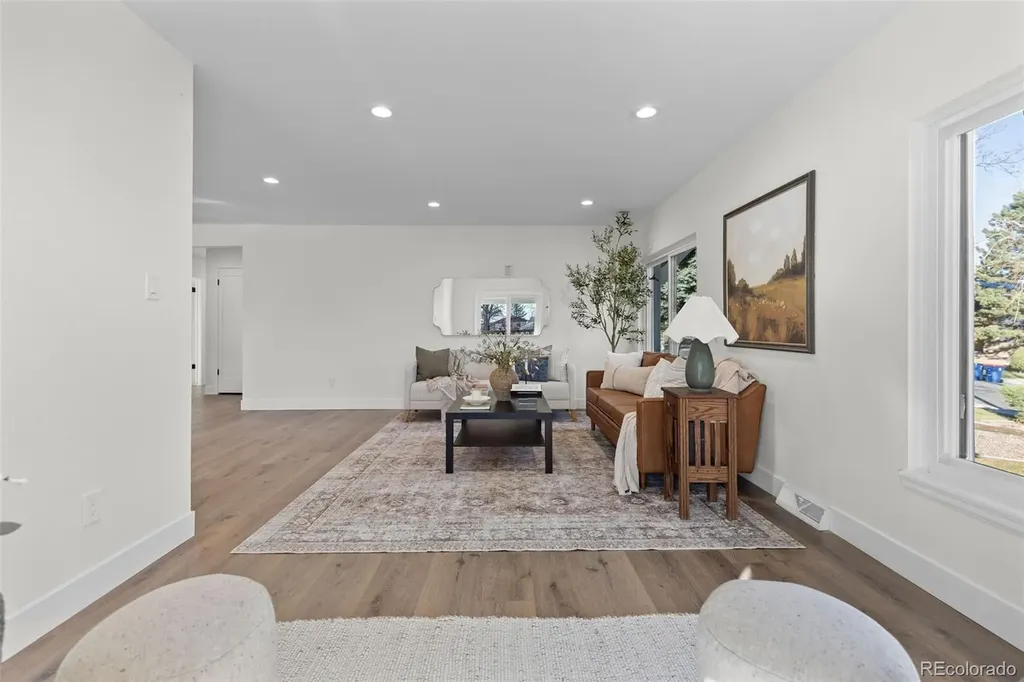 5366 W Portland Drive Littleton CO 80128