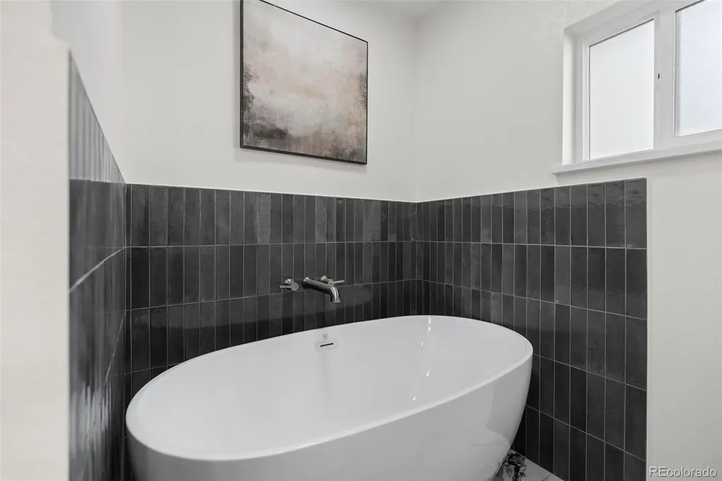 5366 W Portland Drive Littleton CO 80128