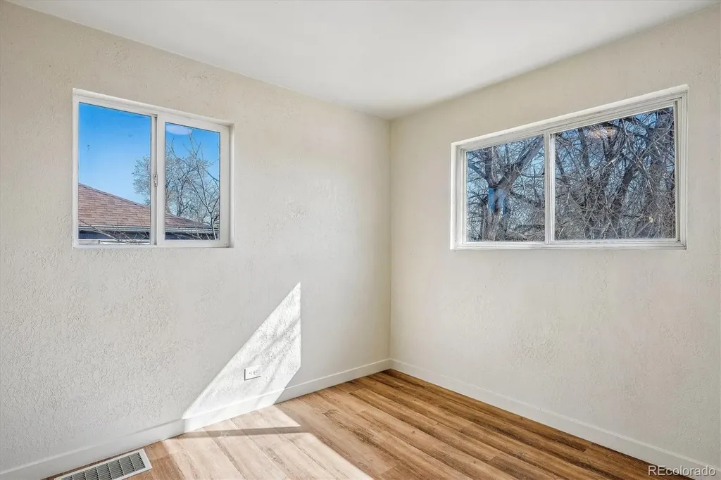 802 Julian Denver CO 80204