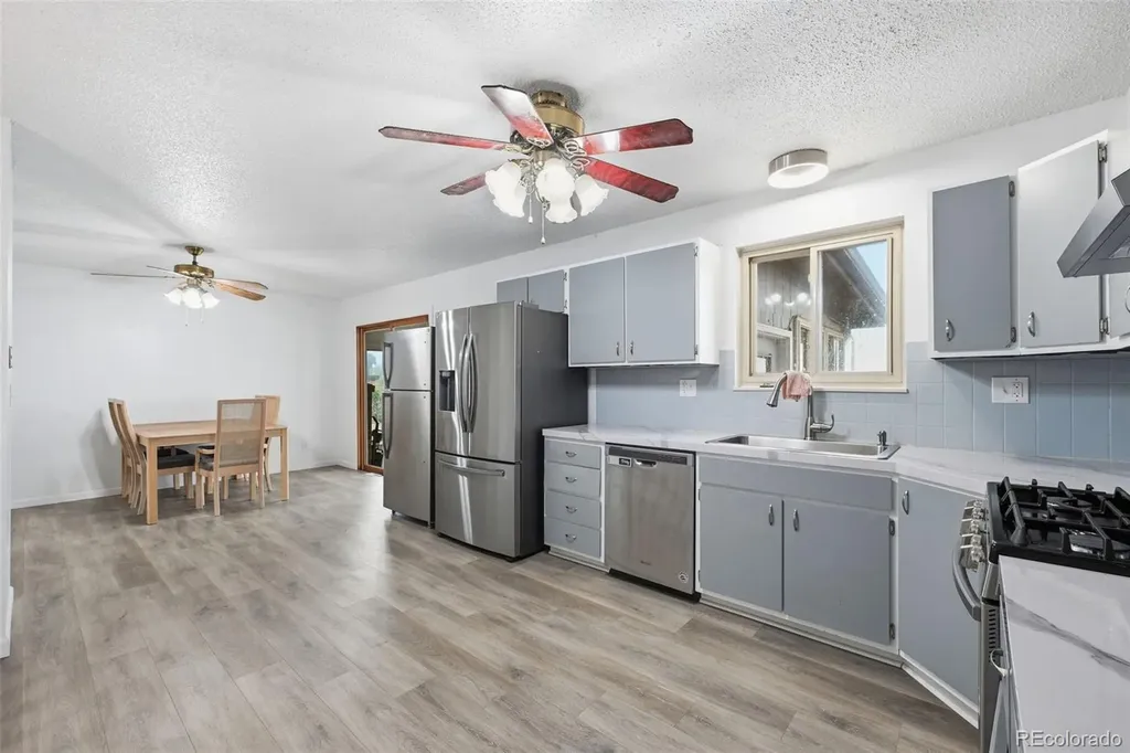 424 W Union Avenue La Salle CO 80645