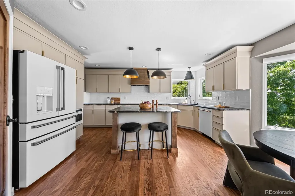 8935 Green Meadows Drive Littleton CO 80126