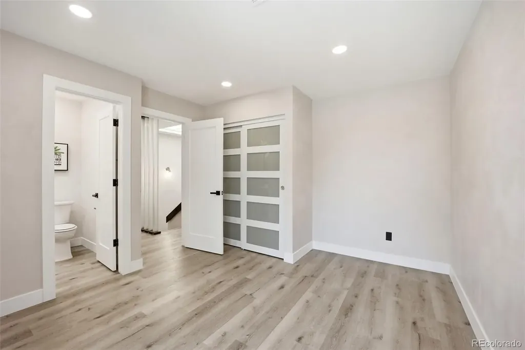 1581 W Briarwood Avenue Littleton CO 80120