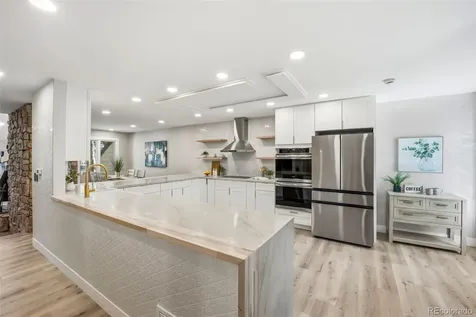 1581 W Briarwood Avenue Littleton CO 80120