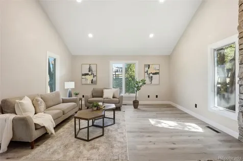 1581 W Briarwood Avenue Littleton CO 80120