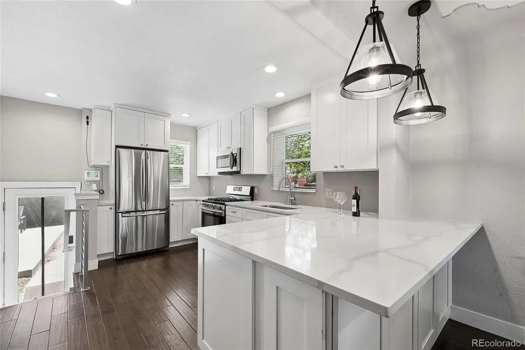 3040 N Columbine Street Denver CO 80205
