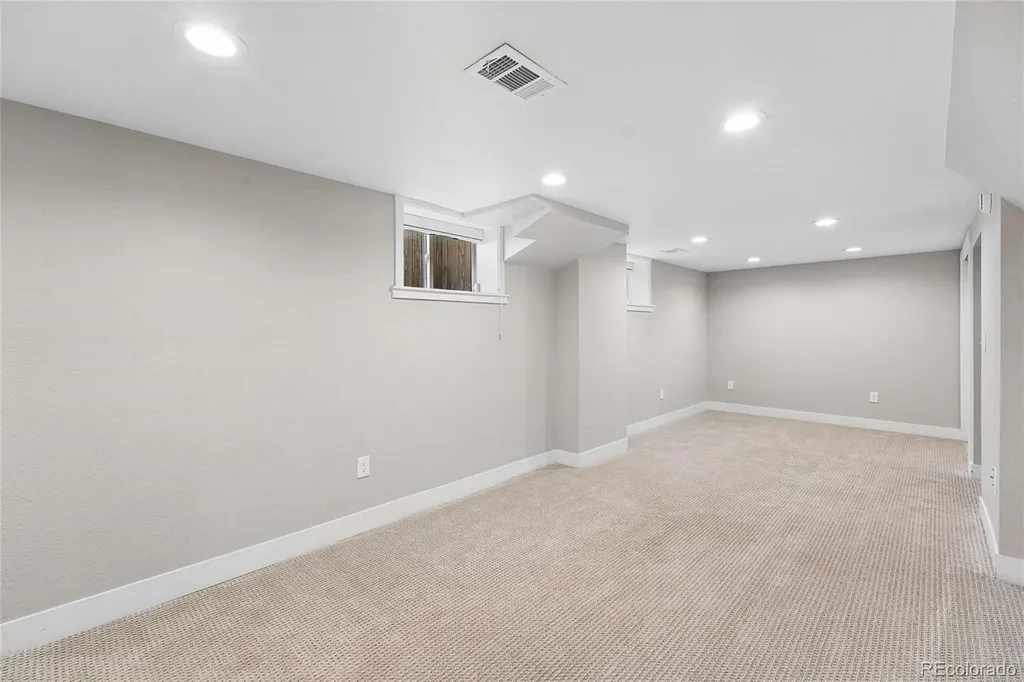 3040 N Columbine Street Denver CO 80205