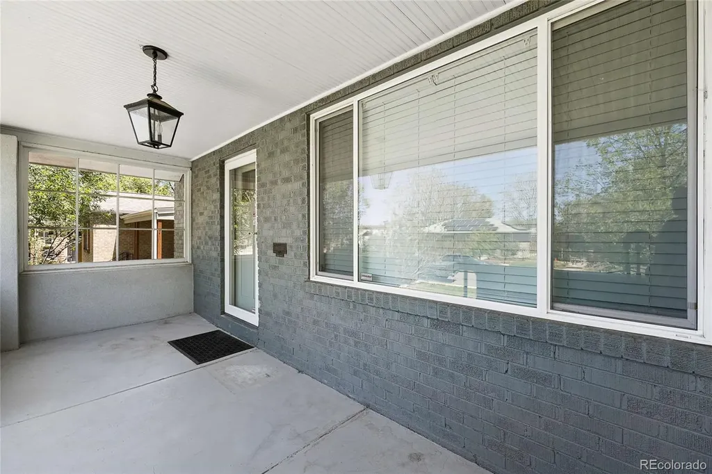 3040 N Columbine Street Denver CO 80205