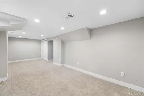 3040 N Columbine Street Denver CO 80205