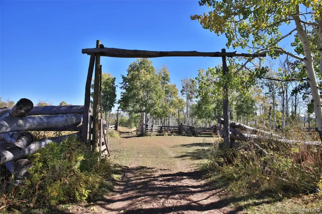000 Divide Road Whitewater CO 81527