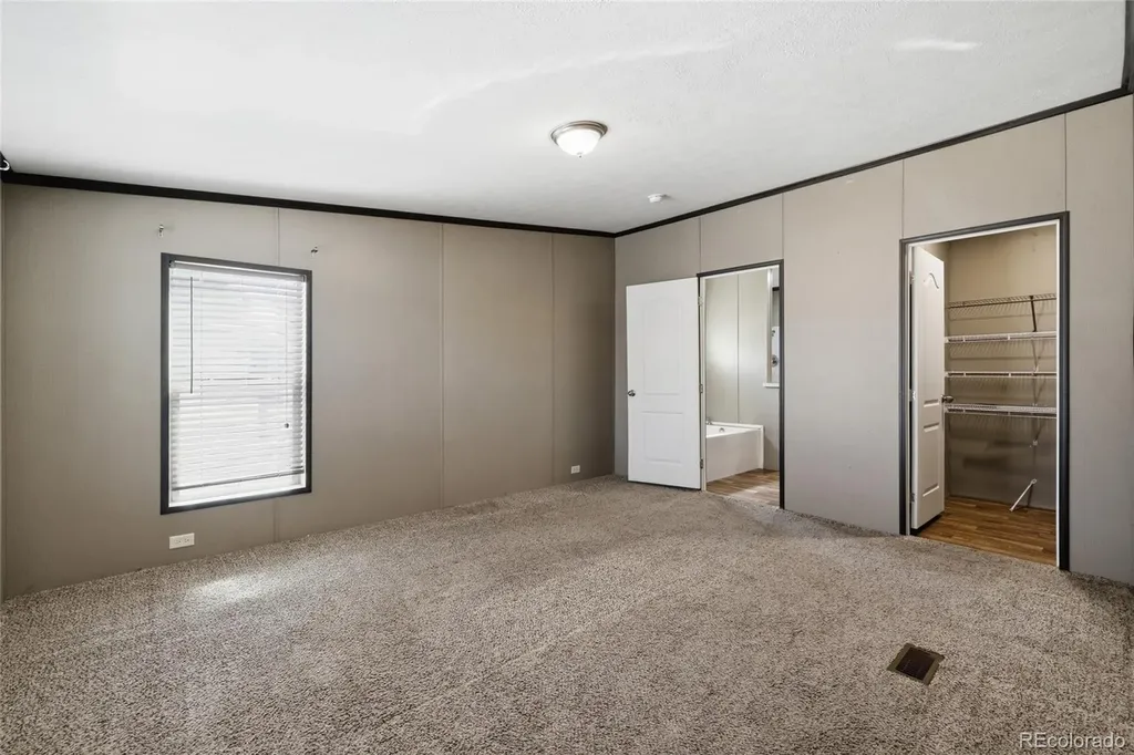 1790 Eisenhower Way Aurora CO 80011