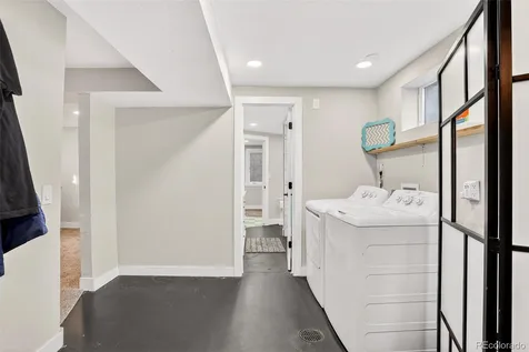 3222 Blackhawk Circle Aurora CO 80011