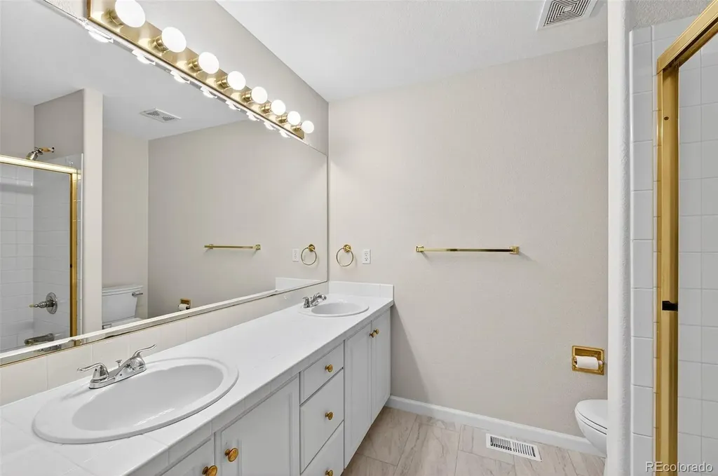 16395 E Crestline Place Centennial CO 80015