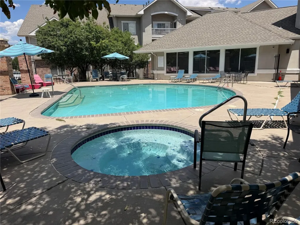 1821 S Dunkirk Street Aurora CO 80017