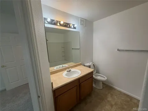 1821 S Dunkirk Street Aurora CO 80017