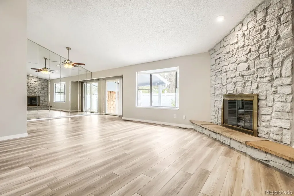 11962 E Maple Avenue Aurora CO 80012