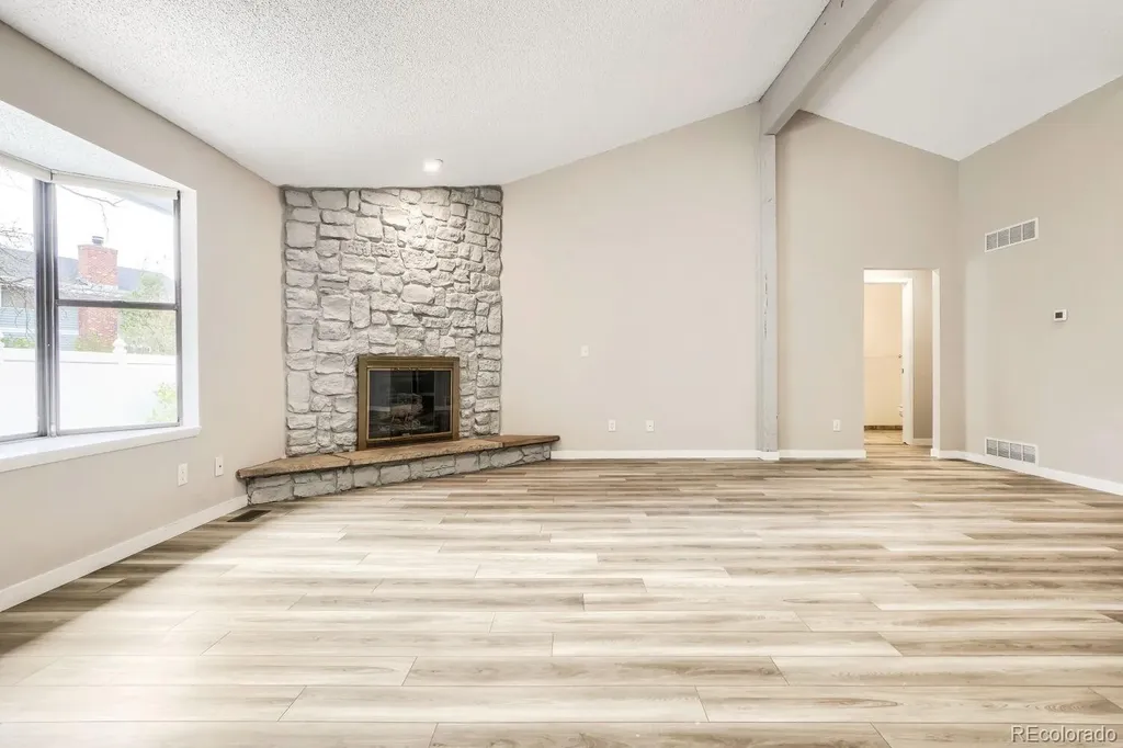 11962 E Maple Avenue Aurora CO 80012