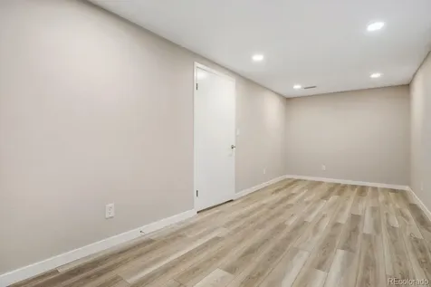 11962 E Maple Avenue Aurora CO 80012