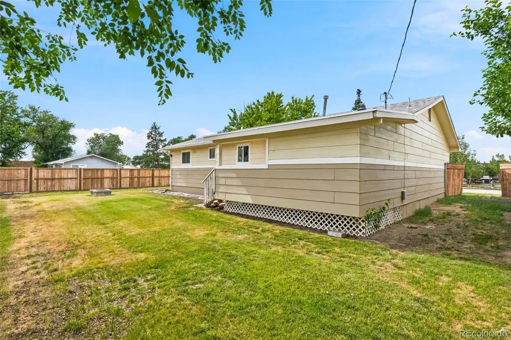 344 Park Avenue Pierce CO 80650