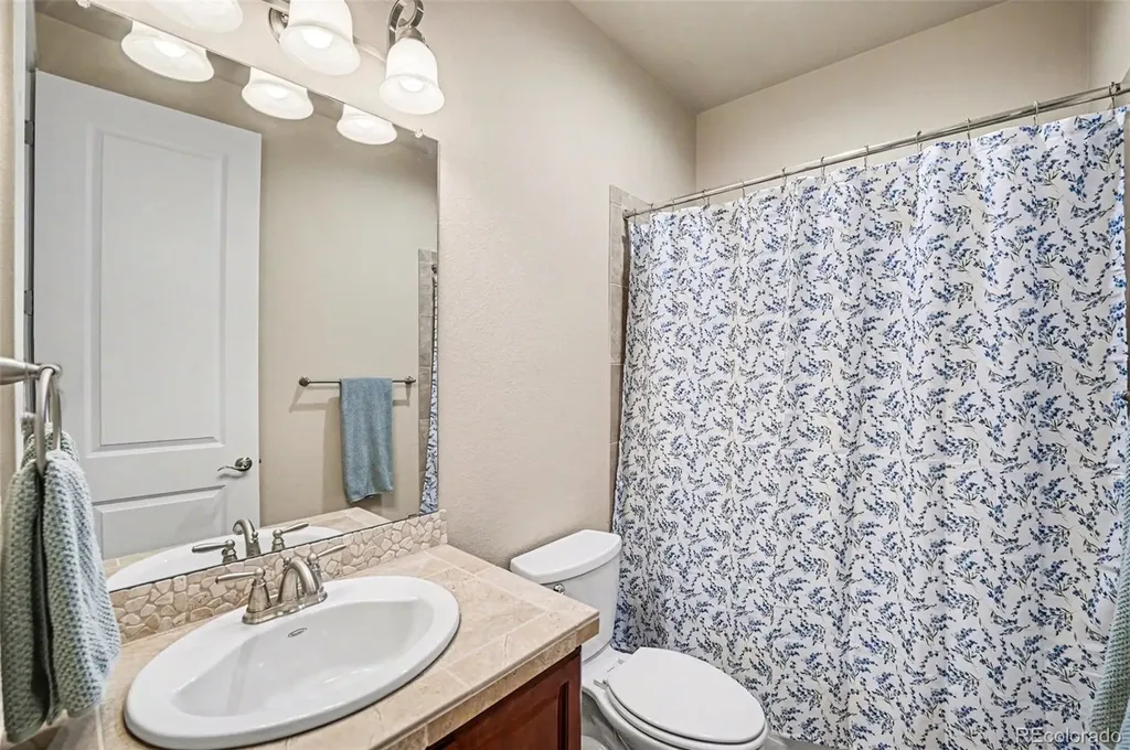 9198 Ridgegate Parkway Lone Tree CO 80124