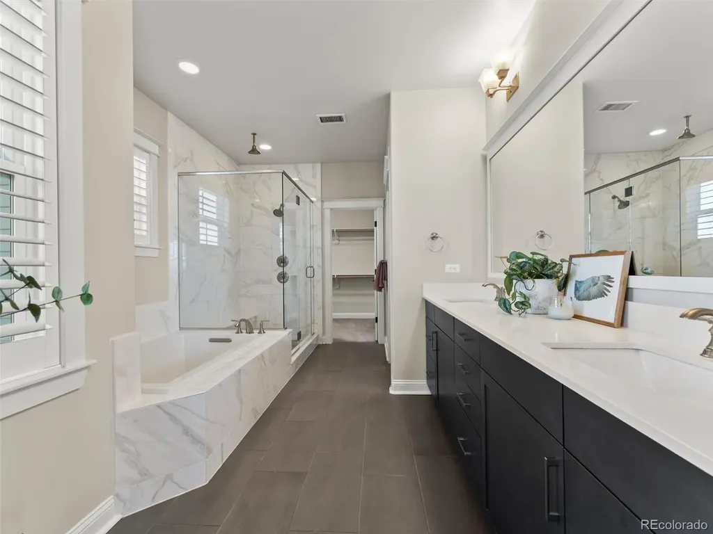 6092 Chester Street Denver CO 80238