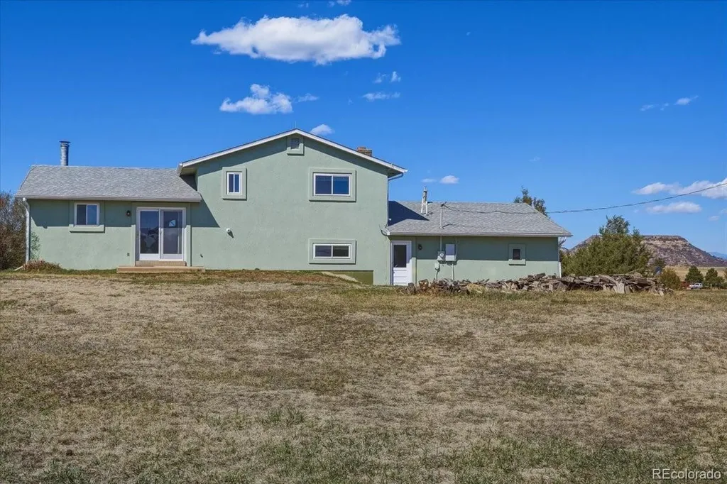 12720 Mesa View Road Larkspur CO 80118