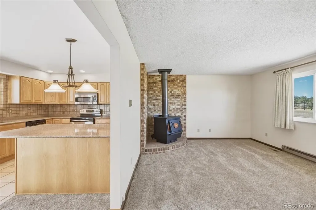 12720 Mesa View Road Larkspur CO 80118
