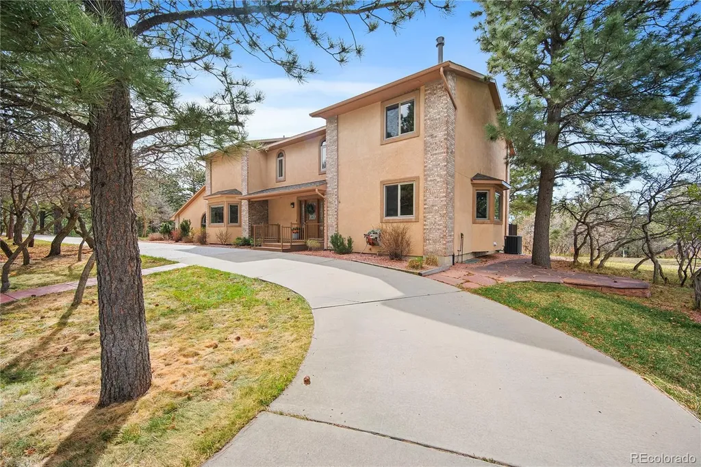 1669 Woodstone Way Monument CO 80132