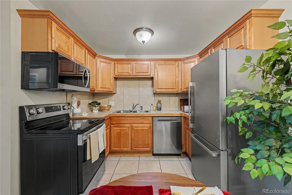 1390 N Emerson Street Denver CO 80218