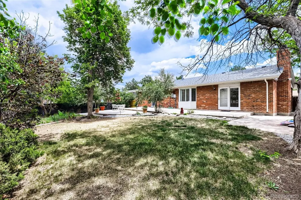 689 Jasper Street Aurora CO 80011