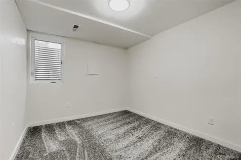 689 Jasper Street Aurora CO 80011