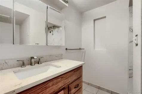 689 Jasper Street Aurora CO 80011