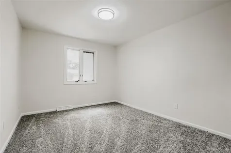 689 Jasper Street Aurora CO 80011