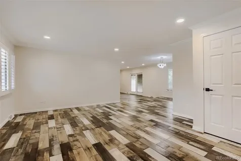 689 Jasper Street Aurora CO 80011