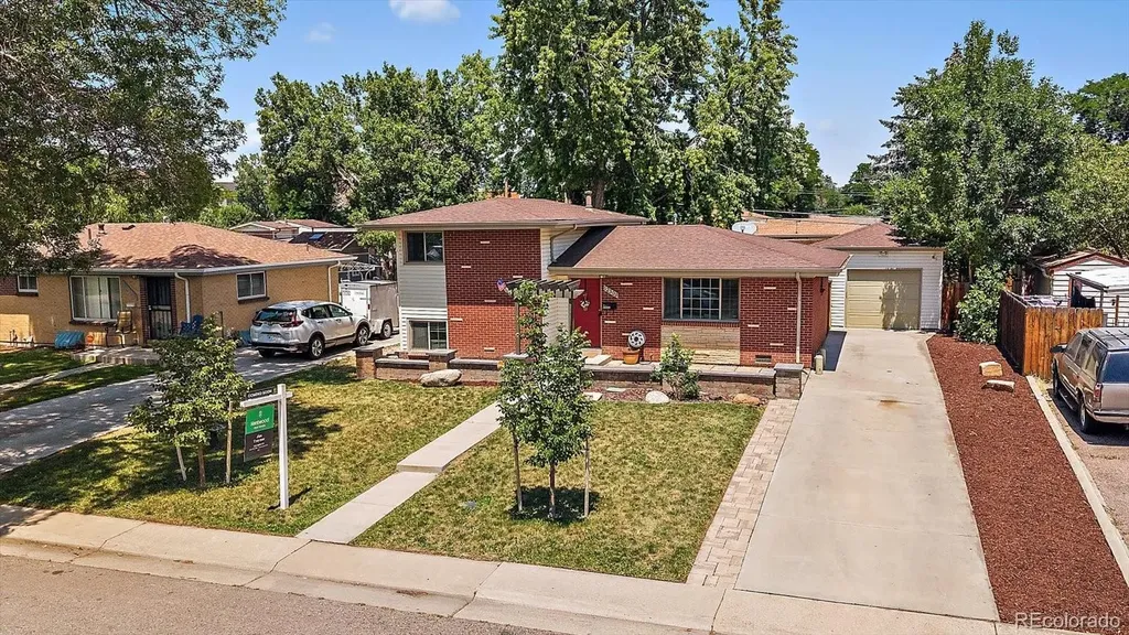 12303 E Park Lane Drive Aurora CO 80011
