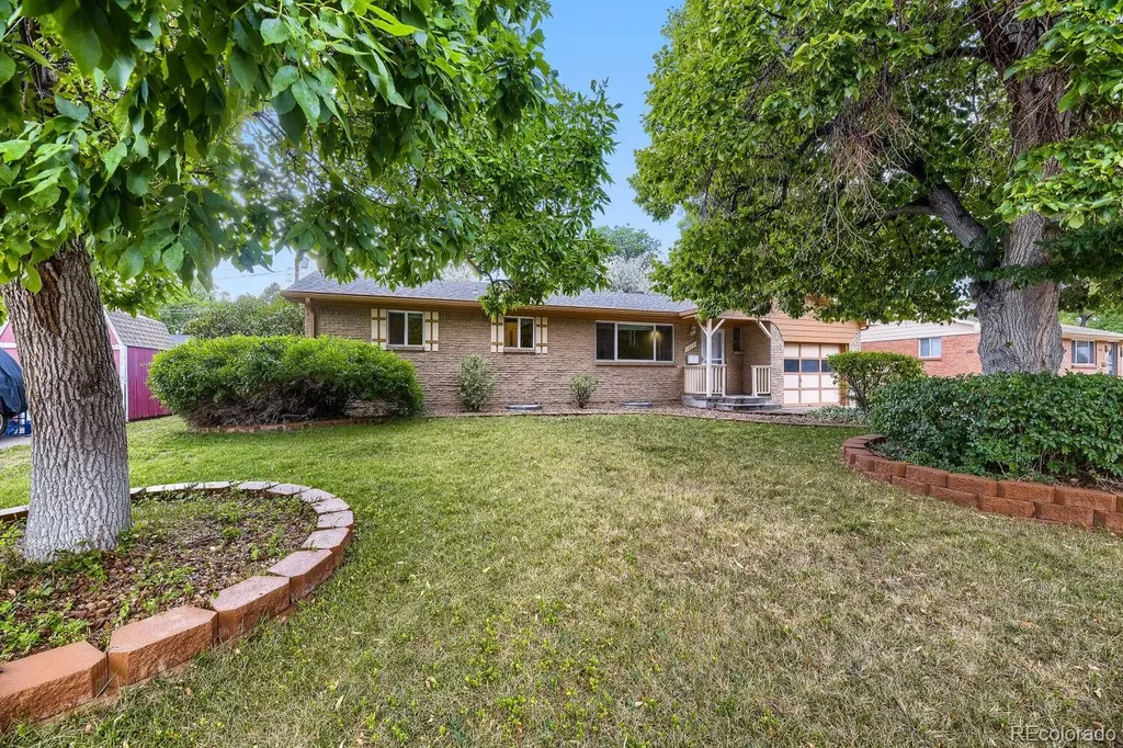 1477 S Brentwood Street Lakewood CO 80232