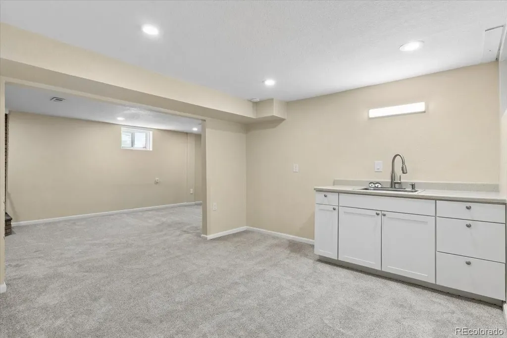 1477 S Brentwood Street Lakewood CO 80232