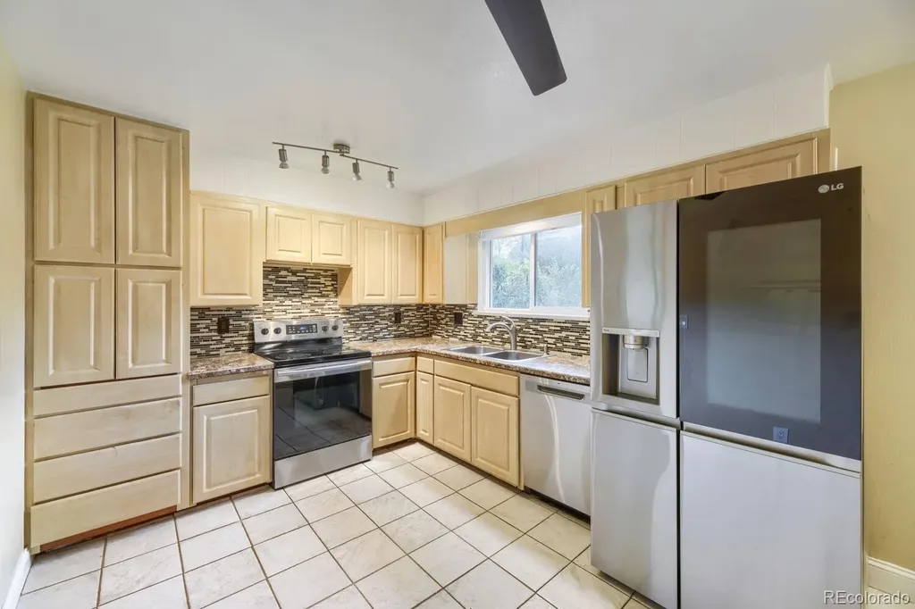 1477 S Brentwood Street Lakewood CO 80232