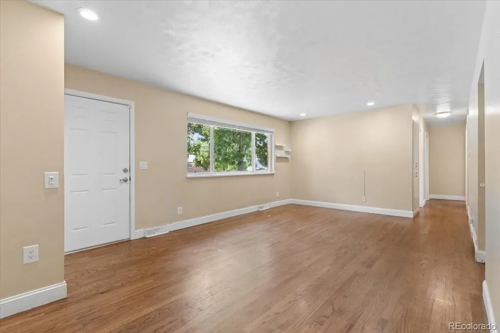 1477 S Brentwood Street Lakewood CO 80232