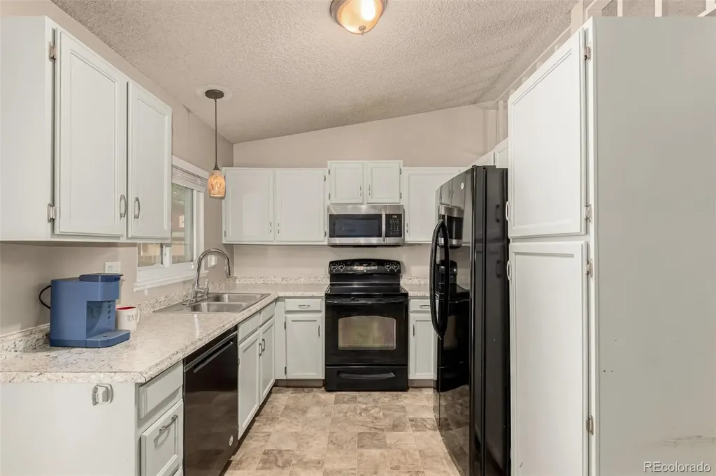 3310 Bridgewater Drive Colorado Springs CO 80916