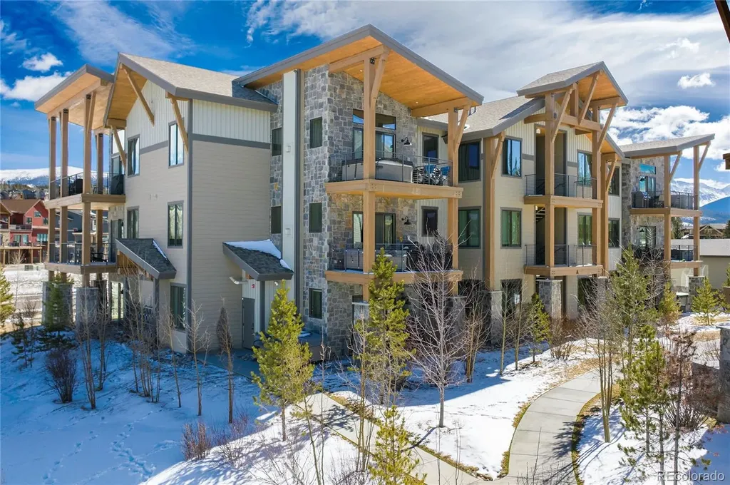 16 Springview Lane Fraser CO 80442