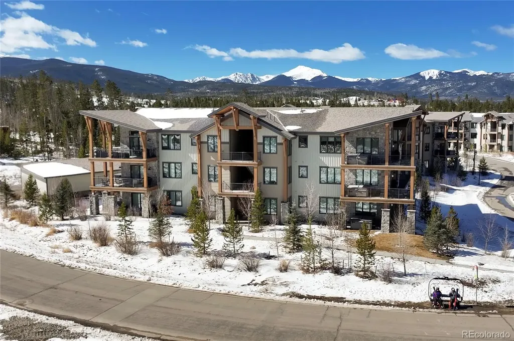 16 Springview Lane Fraser CO 80442